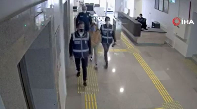 PKK şüphelisi kadın havalimanında yakalandı