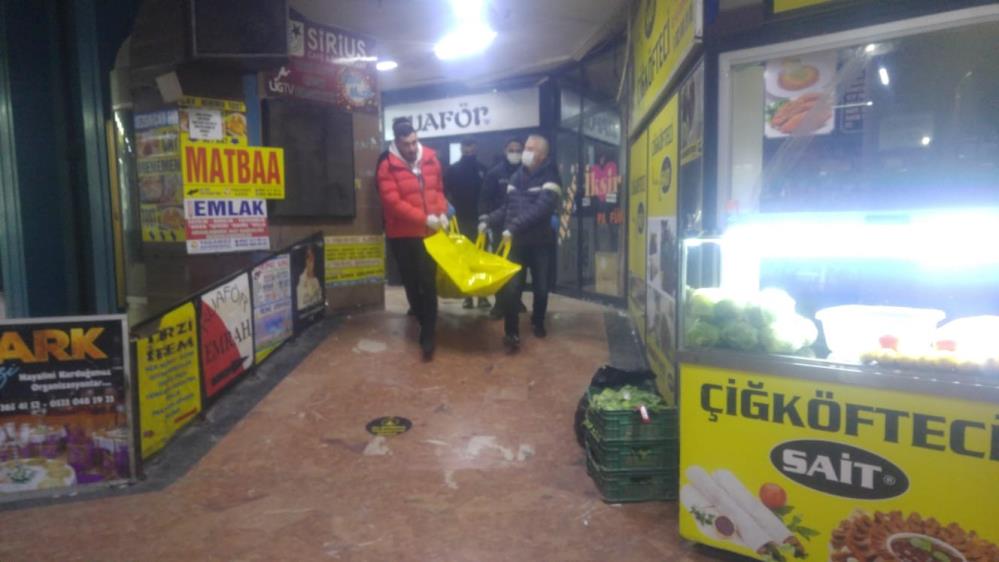 60 yaşındaki adam iş merkezinde ölü bulundu