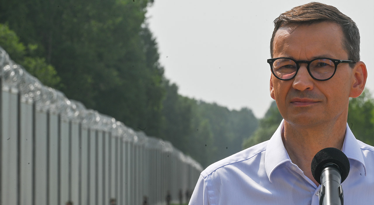 Polonya, Belarus sınırına "çelikten duvar" ördü