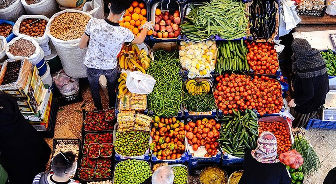 Fırsatçıların oyunu deşifre oldu: Patates ve soğana mecburi indirim geliyor! Fırsatçıların oyunu deşifre oldu: Patates ve soğana mecburi indirim geliyor!