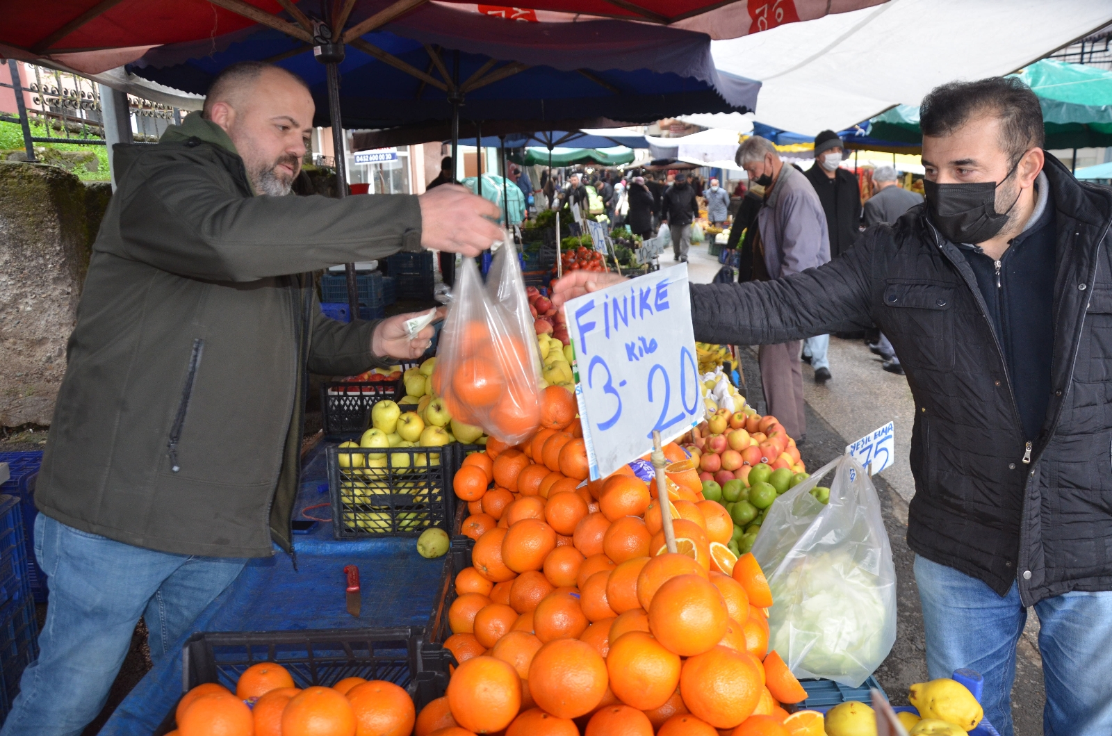 Fiyatlar düştü, pazarda hareketlilik başladı