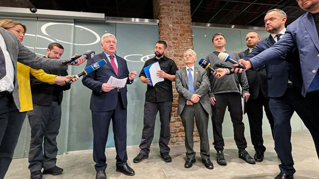 Putin-Zelenskiy görüşmesi Türkiye'de olacak