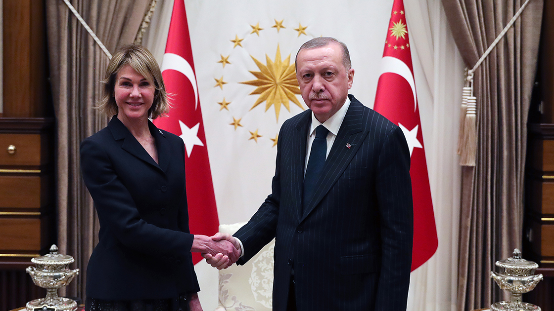 Cumhurbaşkanı Erdoğan ABD'nin BM Daimi Temsilcisi Craft'ı kabul etti Cumhurbaşkanı Erdoğan ABD'nin BM Daimi Temsilcisi Craft'ı kabul etti