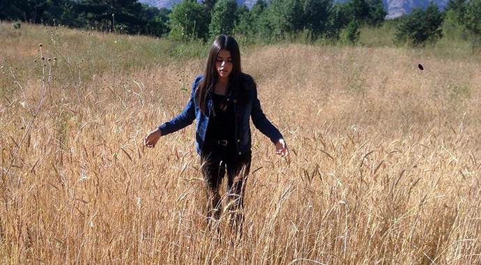 Bu köyde aç kalan kuş yok