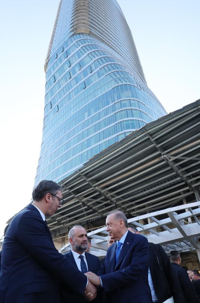 Erdoğan, Sırbistan'da Türklerin inşa ettiği Belgrad Kulesi’ni ziyaret etti