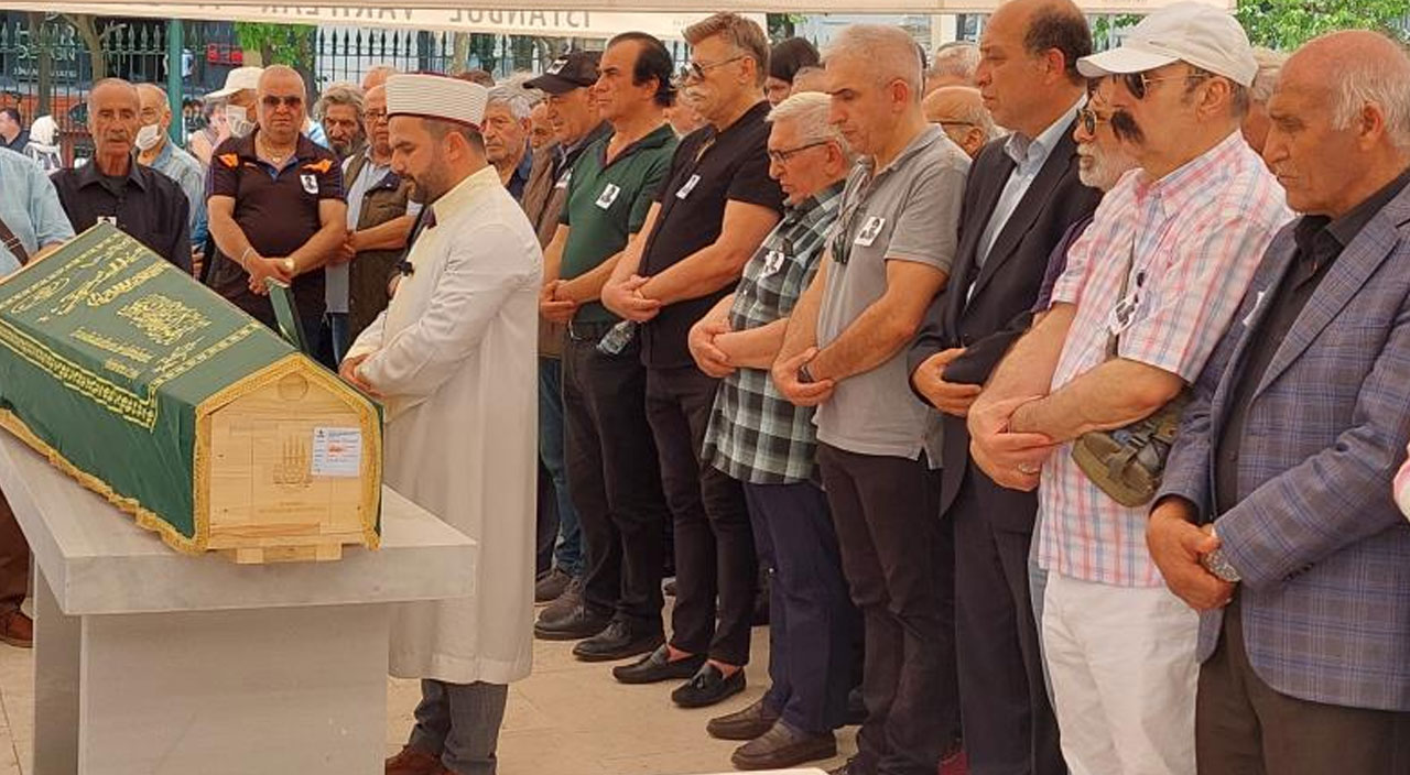 Yeşilçam’ın Rambo’su Sönmez Yıkılmaz’a veda: “Bu vefasızlıktır” Yeşilçam’ın Rambo’su Sönmez Yıkılmaz’a veda: “Bu vefasızlıktır”