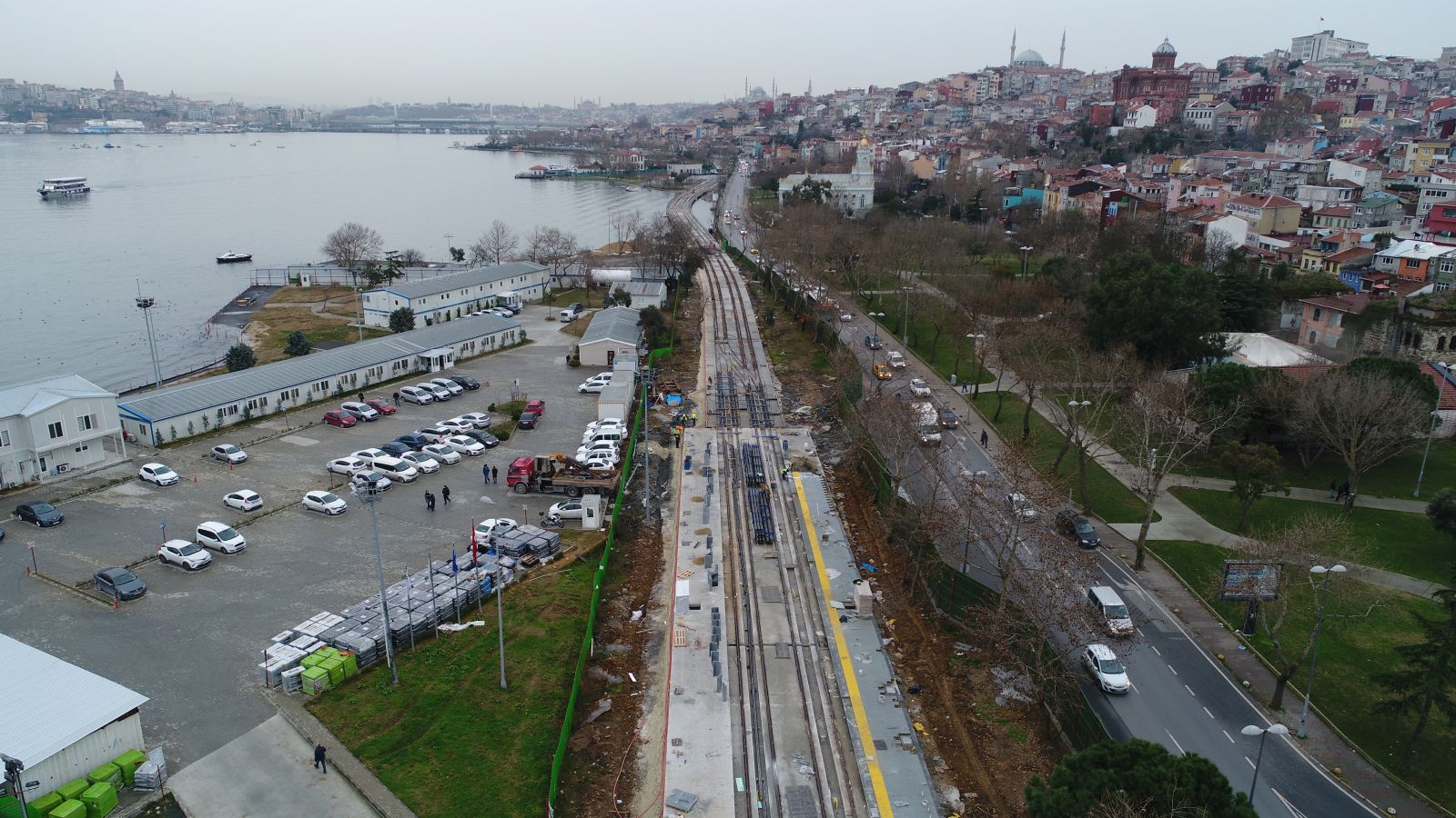 Eminönü Alibeyköy tramvay hattının rayları yerleştiriliyor! Seyahat süresi 35 dakika sürecek...