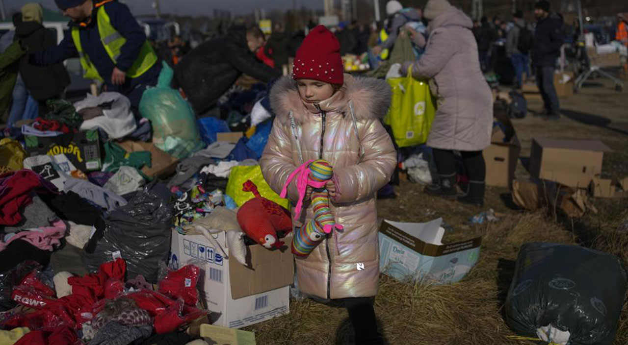 BM: 660 bin mülteci Ukrayna'dan komşu ülkelere geçti