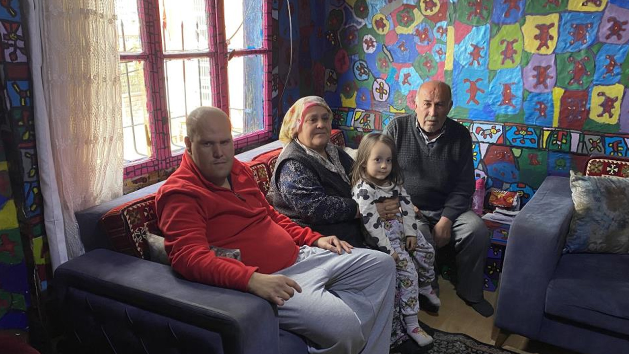 Engelsiz sanatını tüm dünyaya tanıttı