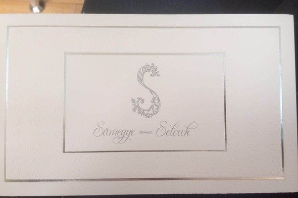 Düğün davetiyesi basına sızdı! Düğün davetiyesi basına sızdı!