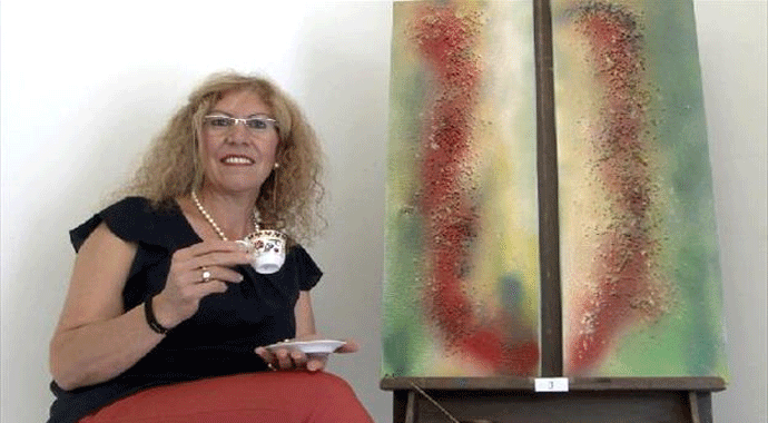 Koln'lü ressam Şaziye Arslan'ın resimlerine yoğun ilgi