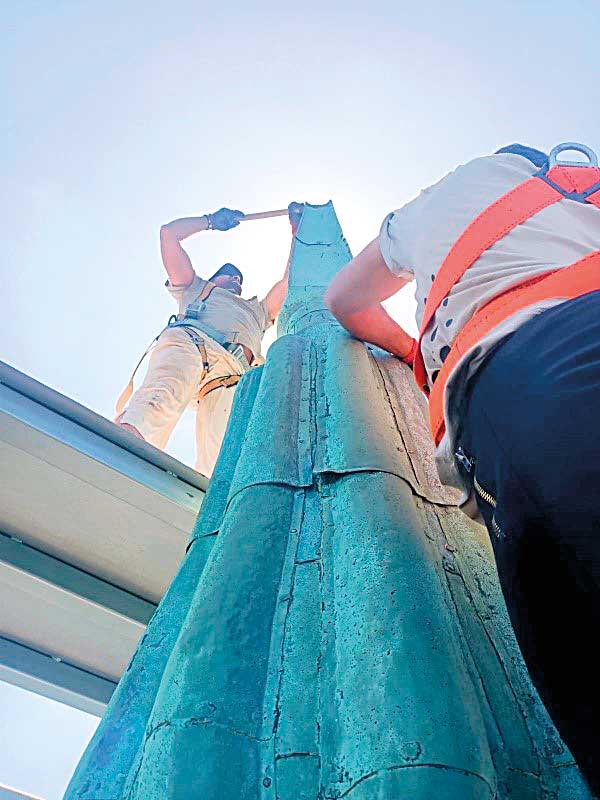 Uzmanlar Kız Kulesi'ndeki restorasyonu değerlendirdi: Sökme işlemi normal Uzmanlar Kız Kulesi'ndeki restorasyonu değerlendirdi: Sökme işlemi normal