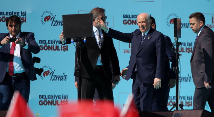 MHP Genel Başkanı Bahçeli: Ey Haçlılar bekliyoruz sizi, hadi gelin de kanınızda boğalım