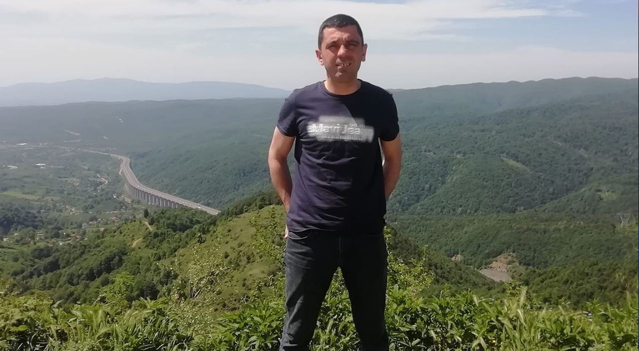 Sipariş için geldiği sitede katil oldu