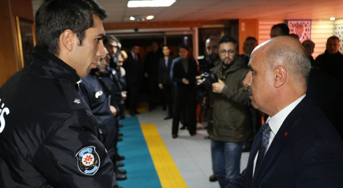 Şehit edilen Altuğ Verdi'nin yerine atanan Nurettin Gökduman görevine başladı