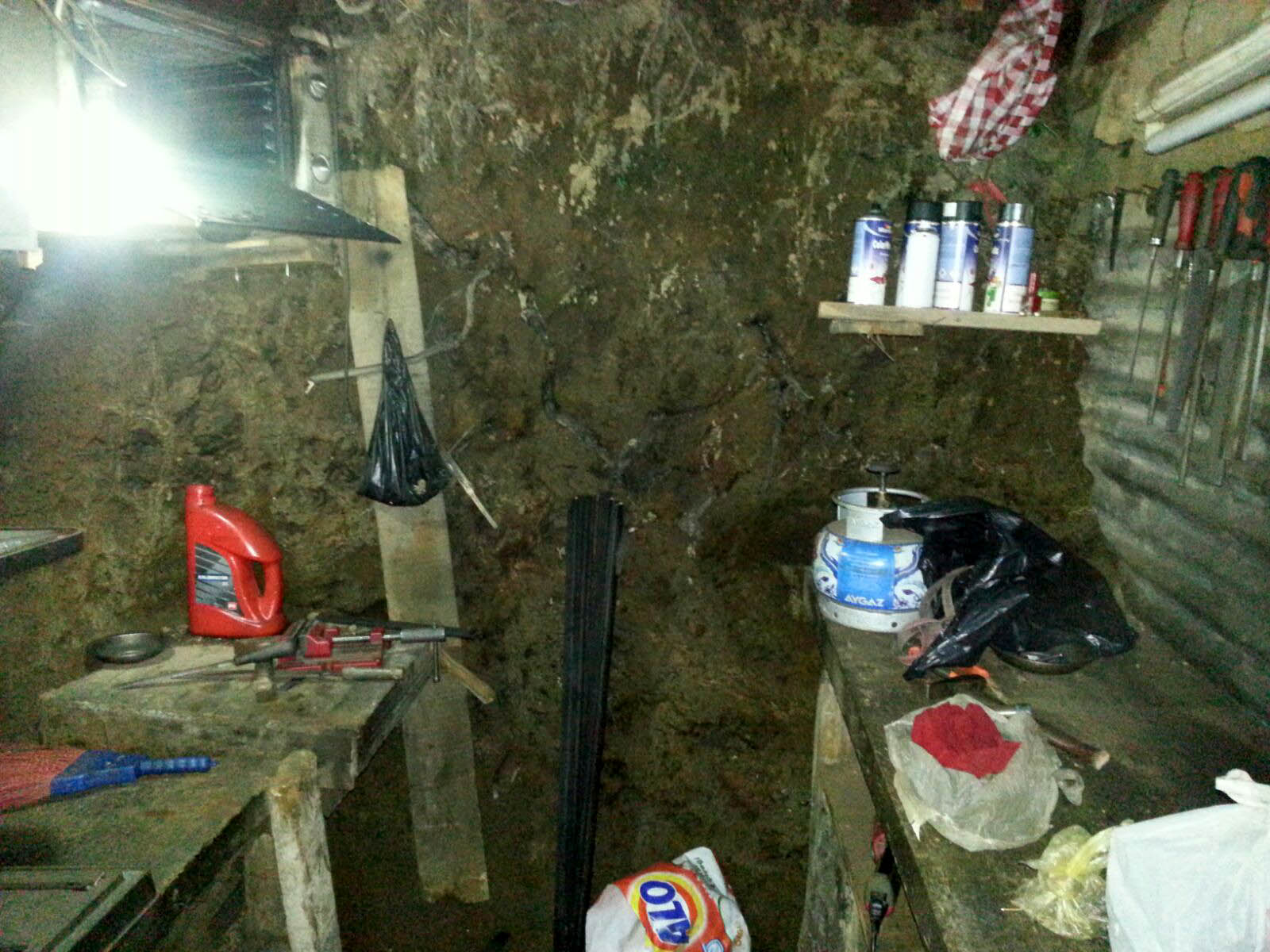 Rize’de sığınakta kaçak silah imalathanesi ortaya çıkarıldı