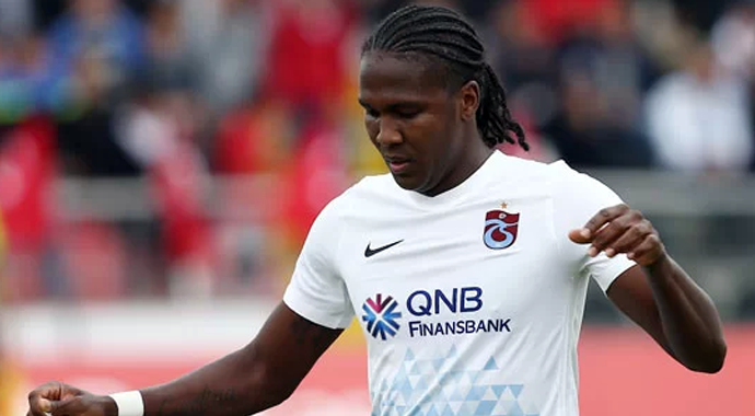Rodallega'nın 3 maçlık cezası 2 maça düşürüldü