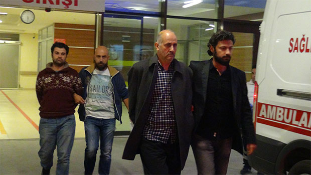 FETÖ firarileri gizlendikleri TIR’da Romanya’ya kaçarken yakalandı