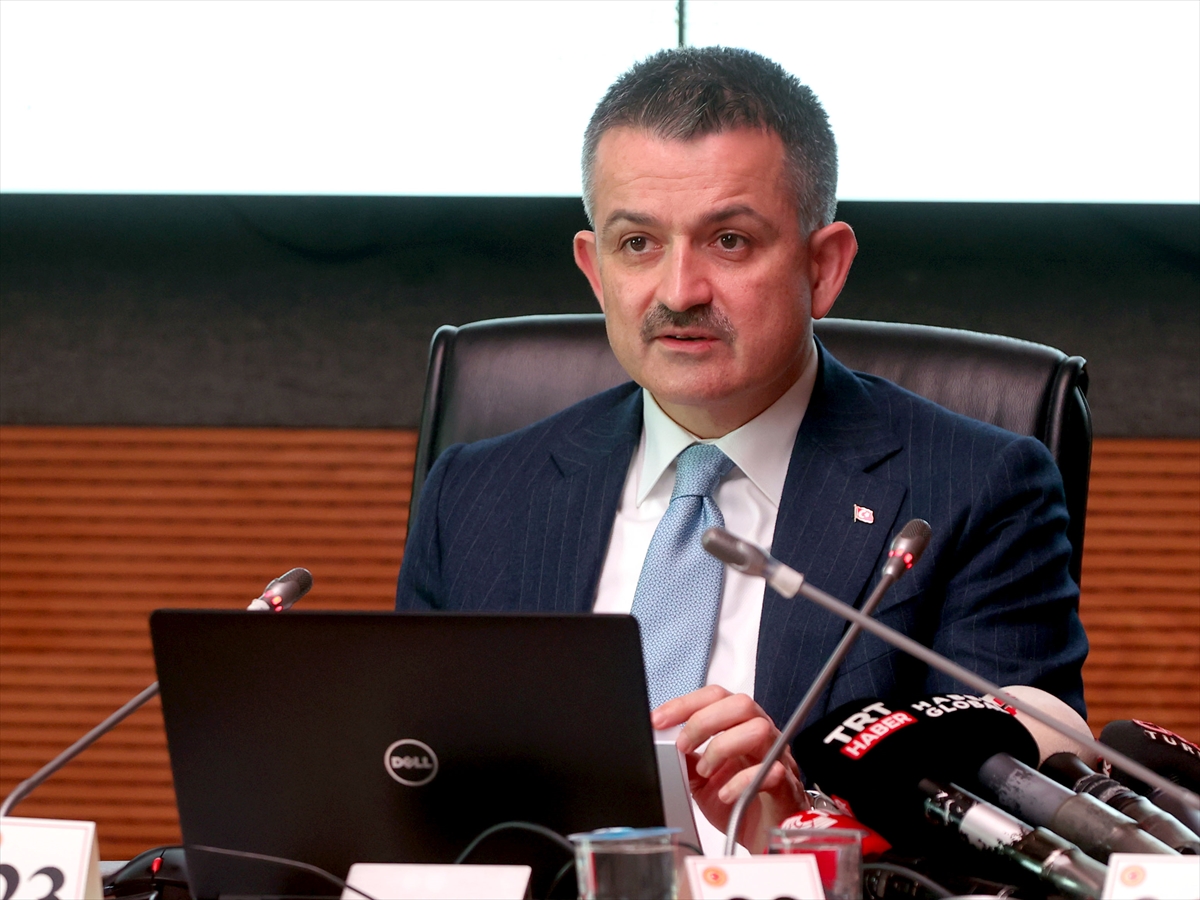 Bakan Pakdemirli'den balıkçılara destek müjdesi