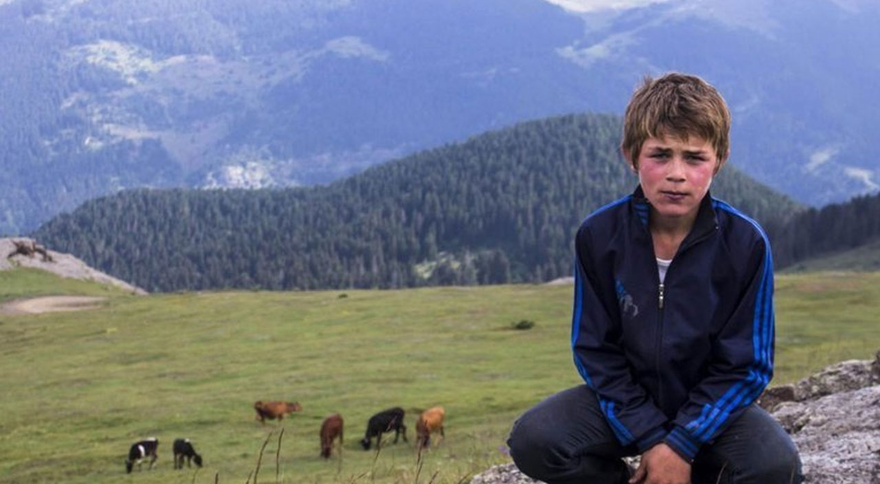 Eren Bülbül karakterini canlandıran Taşdemir: Annesi beni oğluna benzettiği için sarılıp ağlıyordu