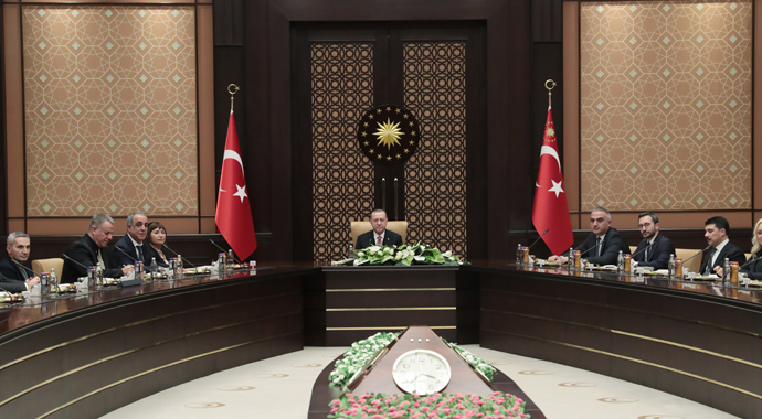 Cumhurbaşkanı Erdoğan, sinema sektörü temsilcilerini kabul etti