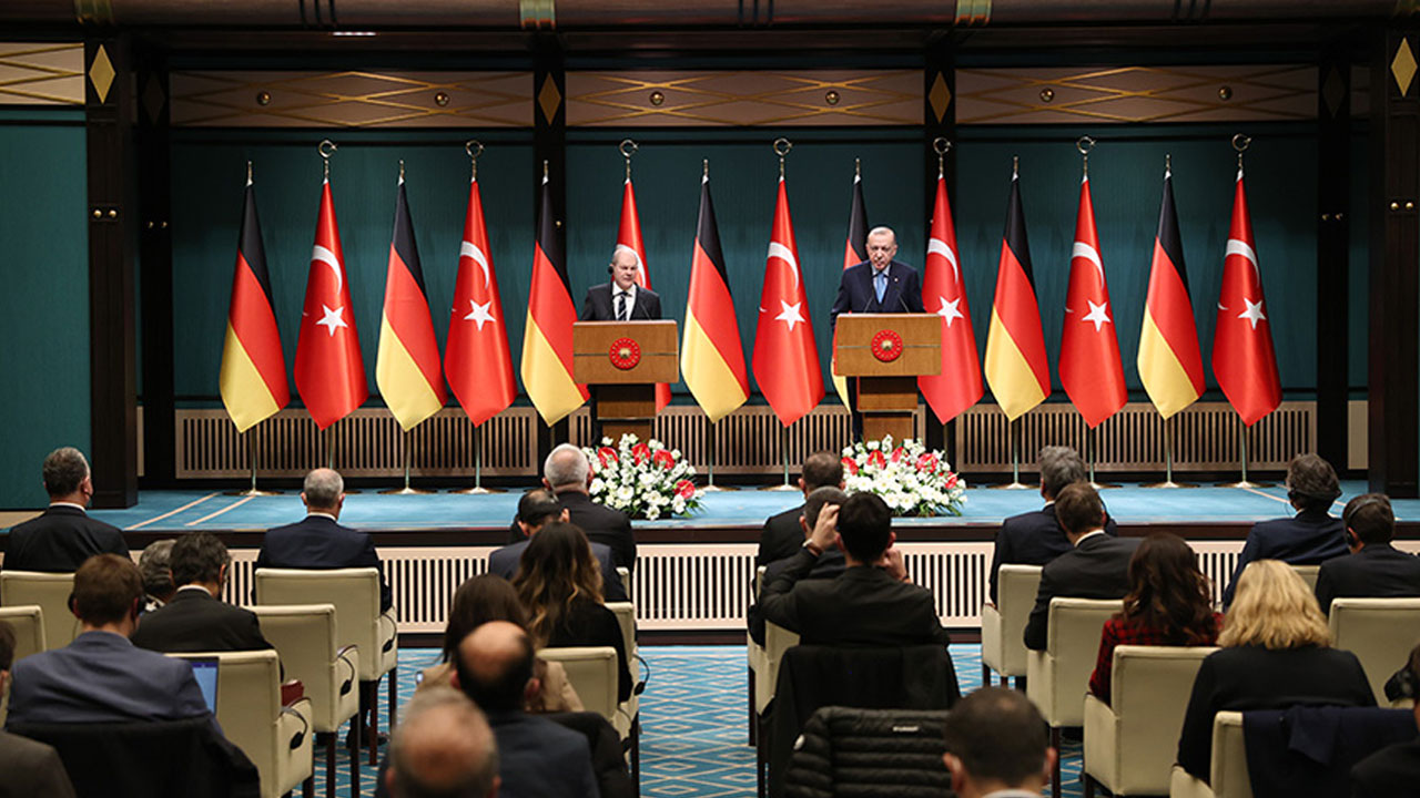 Almanya şansölyesi Scholz Türkiye’de: Kalıcı ateşkes için yılmadan çalışacağız