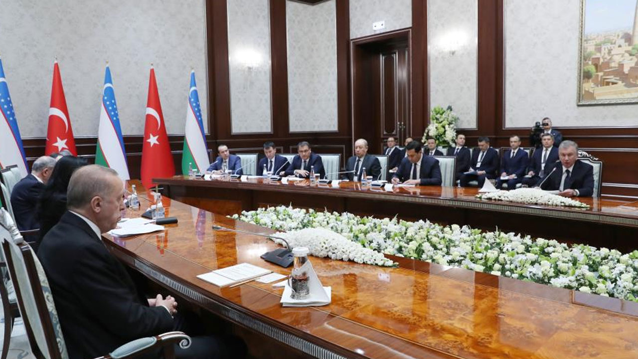 Cumhurbaşkanı Erdoğan duyurdu: Türkiye-Özbekistan arasında önemli iş birliği anlaşmaları