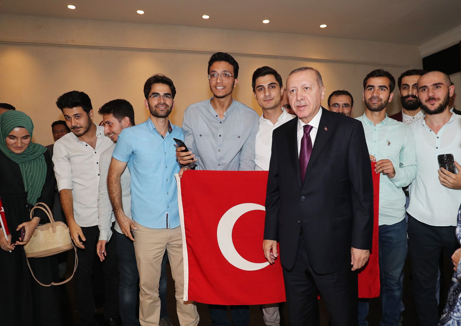 Cumhurbaşkanı Erdoğan'a Malezya’da coşkulu karşılama