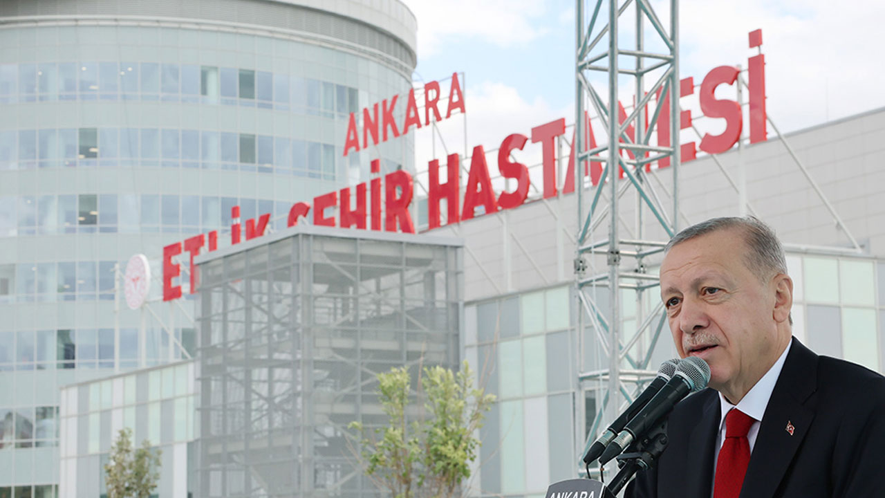 Son dakika... Erdoğan, gençler Türkiye'yi terk ediyor diyen muhalefete yüklendi: Her türlü sinsiliği yapıyorlar