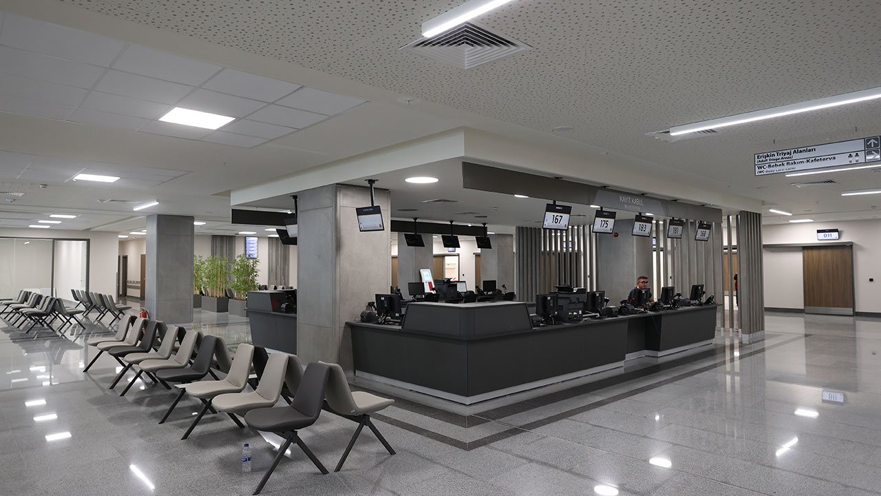 Son dakika... Erdoğan, gençler Türkiye'yi terk ediyor diyen muhalefete yüklendi: Her türlü sinsiliği yapıyorlar