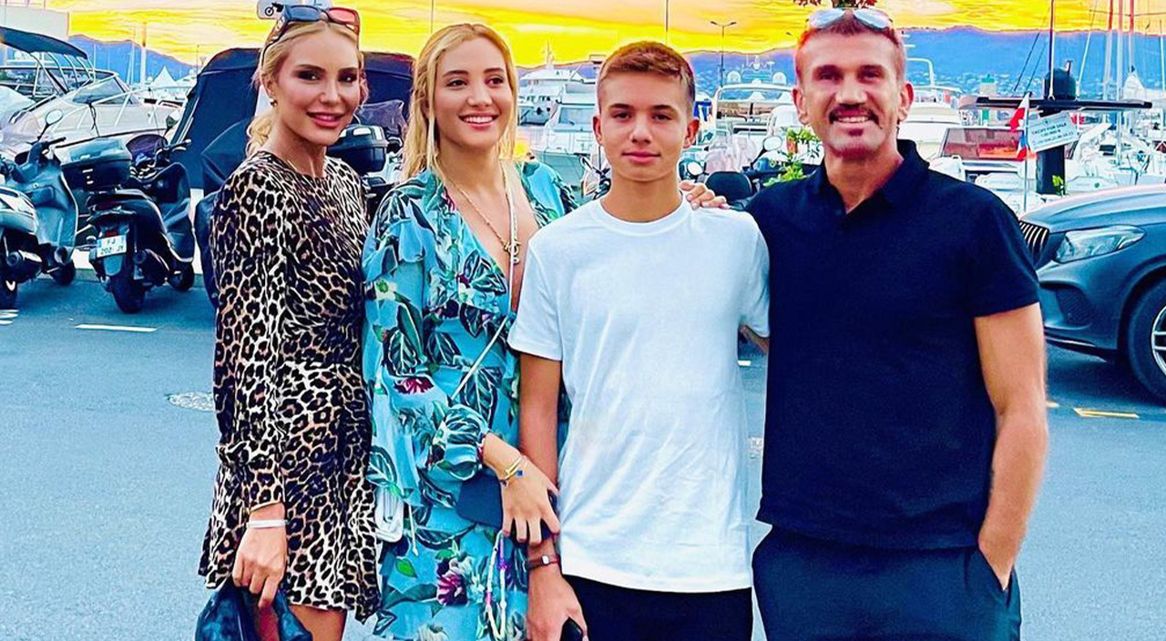 Rüştü Reçber’in oğlu babasının izinde: İlk kez milli forma giyerek sahanın tozunu attırdı