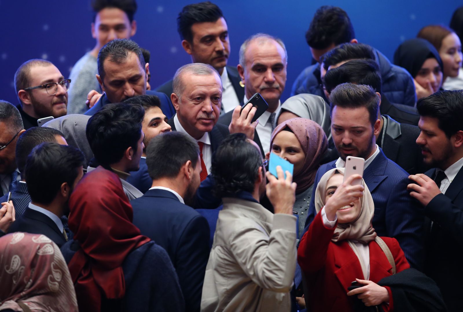 Cumhurbaşkanı Erdoğan'dan KYK borçları için önemli açıklama