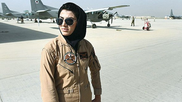 Afgan pilot Nilüfer Rahmani ABD'den sığınma istedi