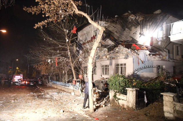 Son Dakika: Ankara Çankaya'da doğalgaz patlaması (Ankara patlama)