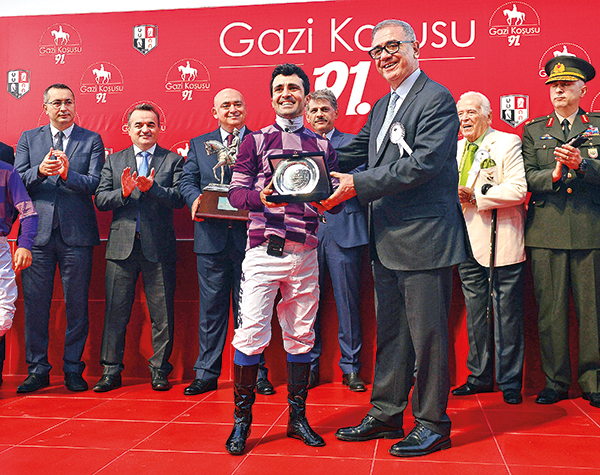 Merakla beklenen 91. Gazi Koşusu'nu Piano Sonata kazandı