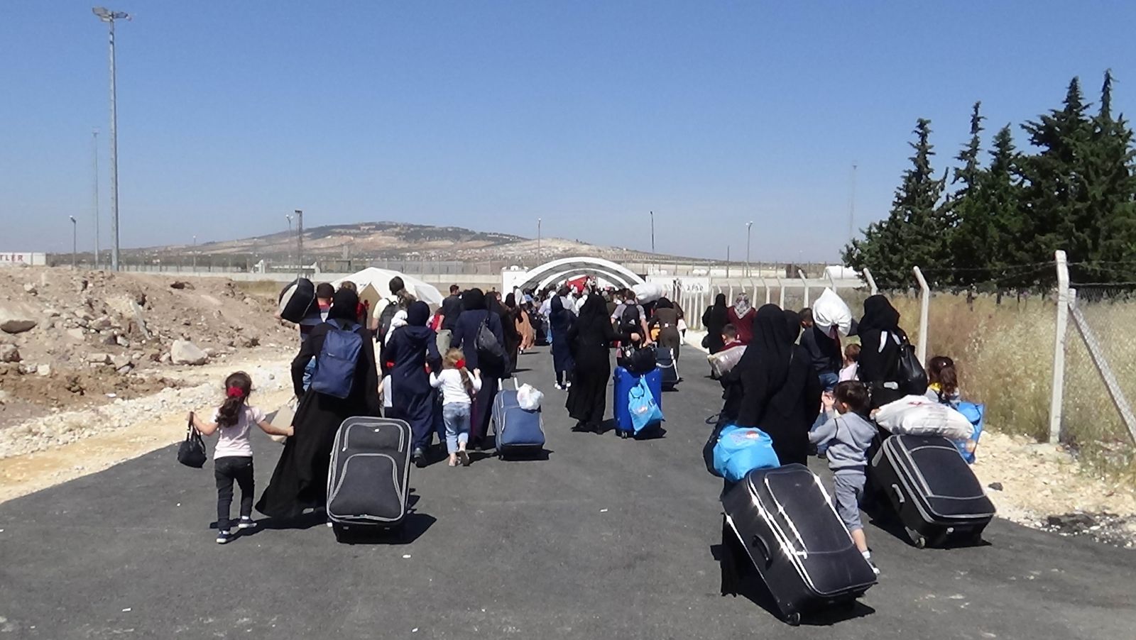 10 bin Suriyeli bayram için ülkesine gitti