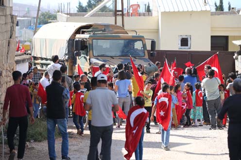Sınırda askere destek yürüyüşü