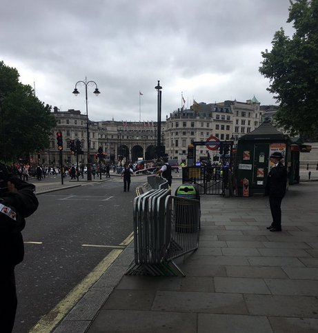 Trafalgar Meydanı boşaltıldı
