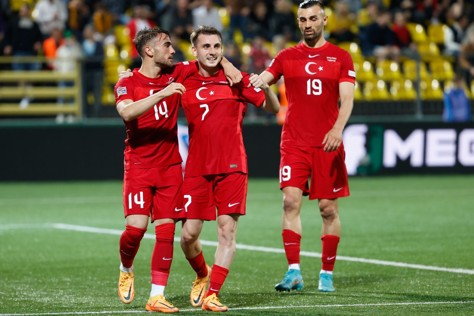 A Milliler Litvanya'yı 6 golle geçti