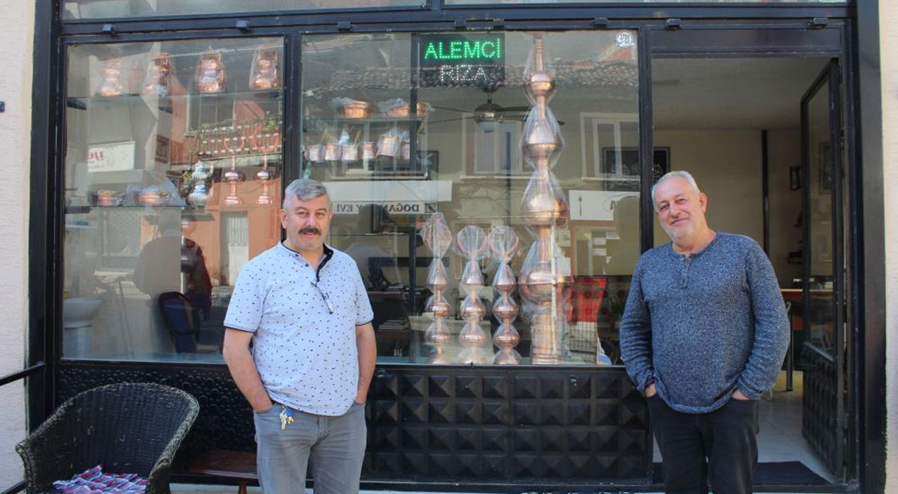 130 yıldır alem yapıyorlar 130 yıldır alem yapıyorlar