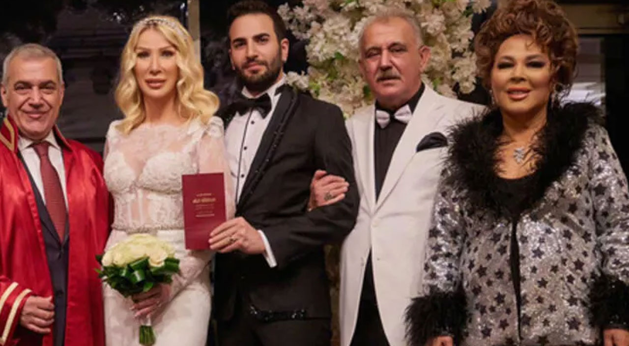 Düğünde Seda Sayan’ı sollayan Safiye Soyman’dan kıyafet açıklaması