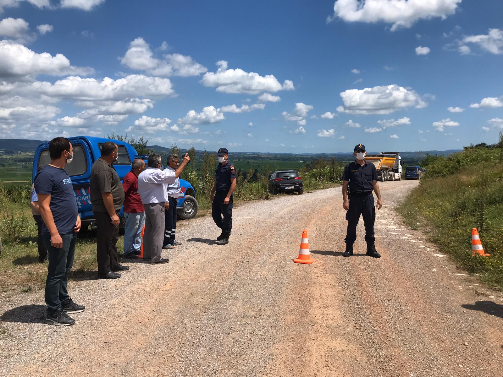 Sakarya'da havai fişek taşıyan araçta patlama: 3 jandarma personeli şehit oldu