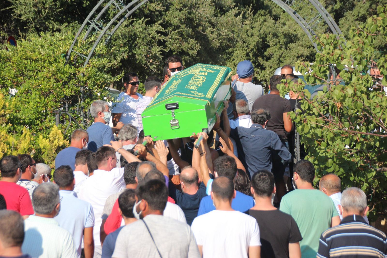 Saldırıyı gördüğü için öldürülmüş