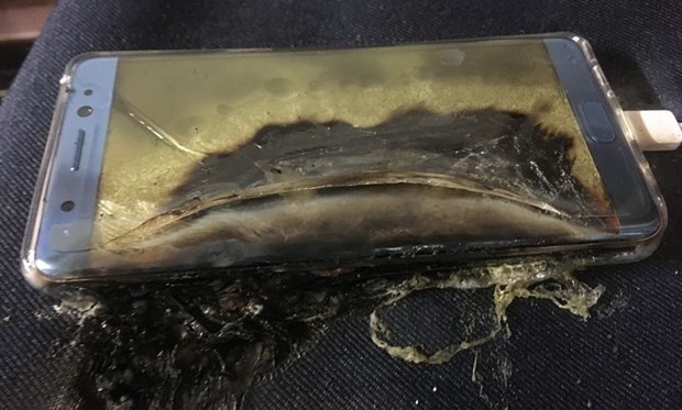 Samsung aşırı ısınan ve patlayan Galaxy Note 7’lerin üretimini durdurdu
