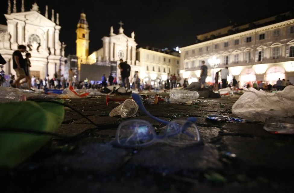 Şampiyonlar Ligi finalini izleyenler arasında izdiham: 600 yaralı