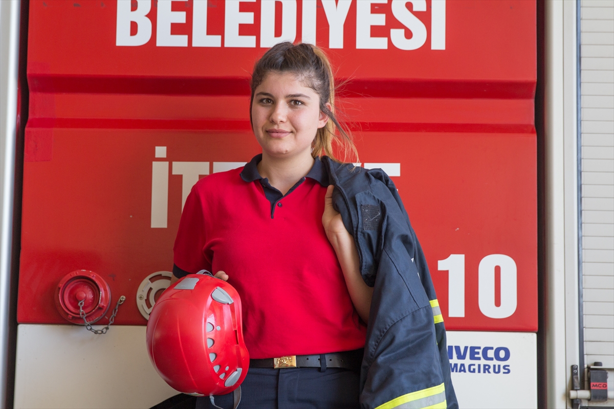 Şanlıurfa'nın tek kadın itfaiye eri oldu