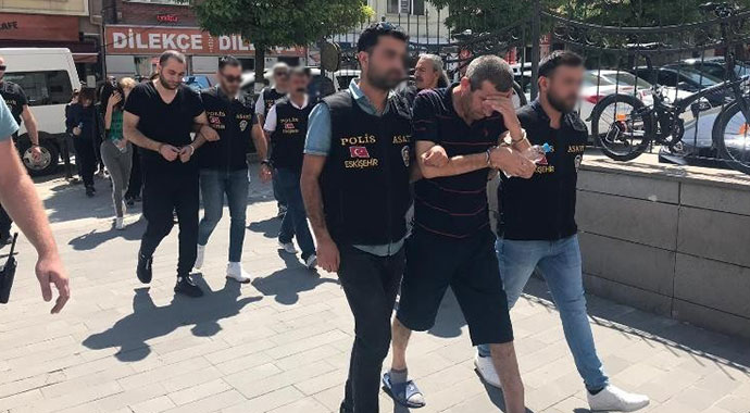 Sarar soygunu zanlıları 27’şer yıl hapis cezası aldı