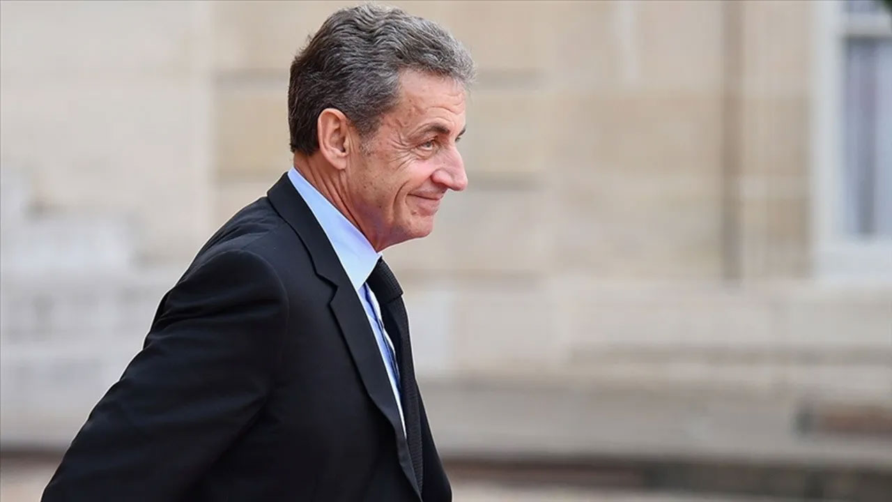 Sarkozy'ye 2012 seçimlerinde yasa dışı finansmandan hapis cezası