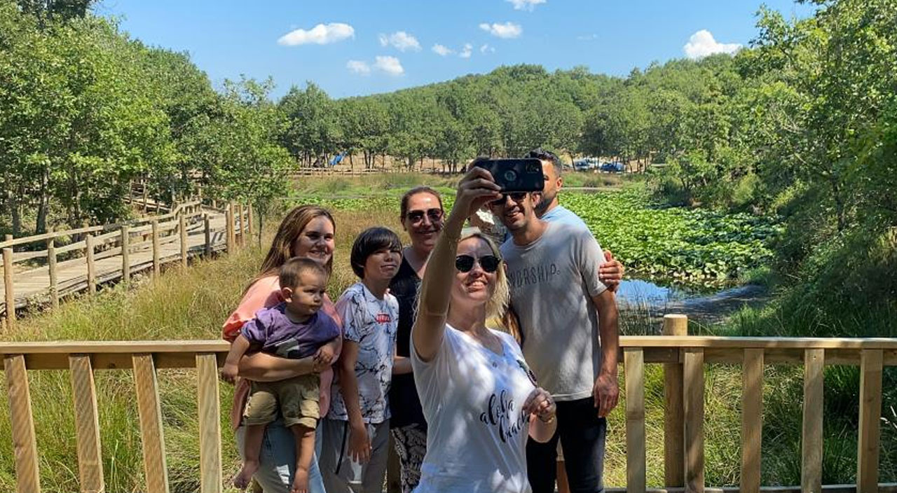 Göldeki çiçekleri koparmanın cezası 109 bin lira