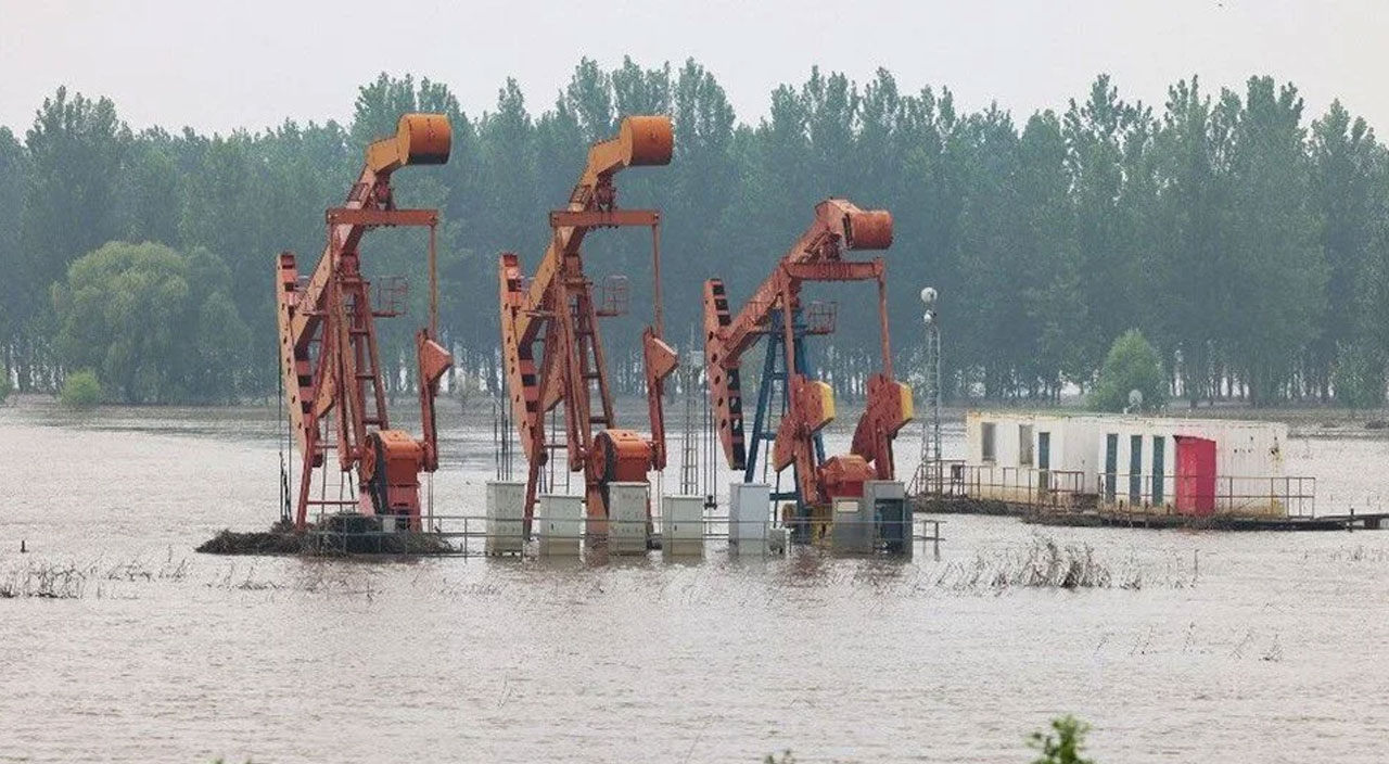 Çin’de sel felaketi: Bölgeye 200 bin kişilik kurtarma ekibi gönderdi